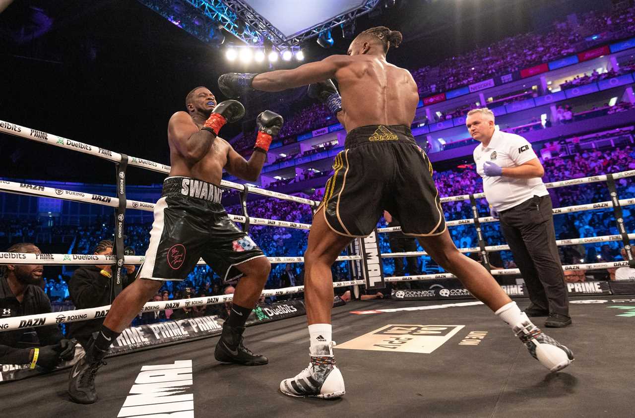 He's a human cartousel - Swarmz is mocked by his fans for spinning in circles in order to evade KSI during boxing losses.