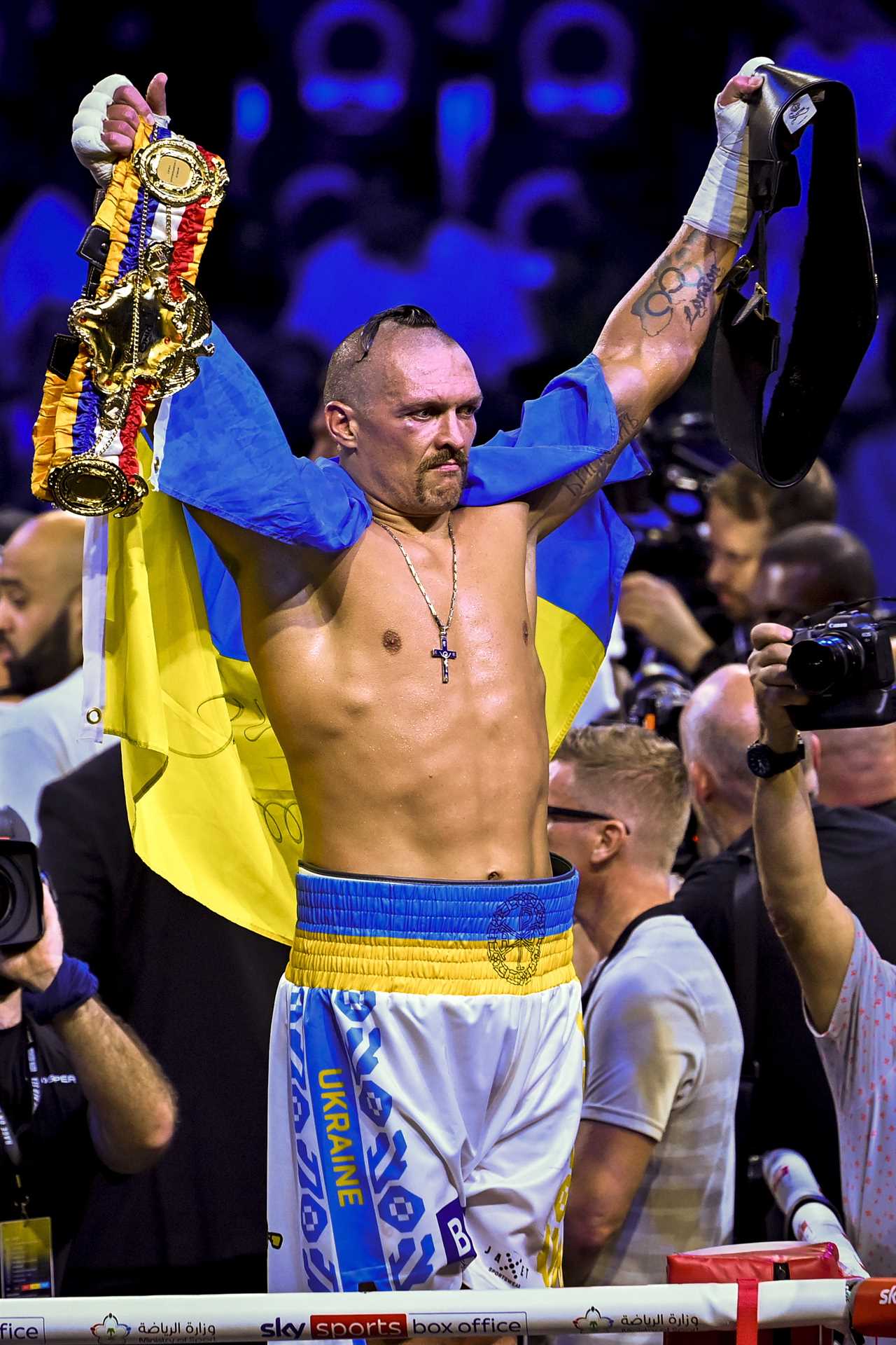 Tyson Fury clashes with Oleksandr Uzyk highly unlikely to occur in December, with February clash in Middle East targeted