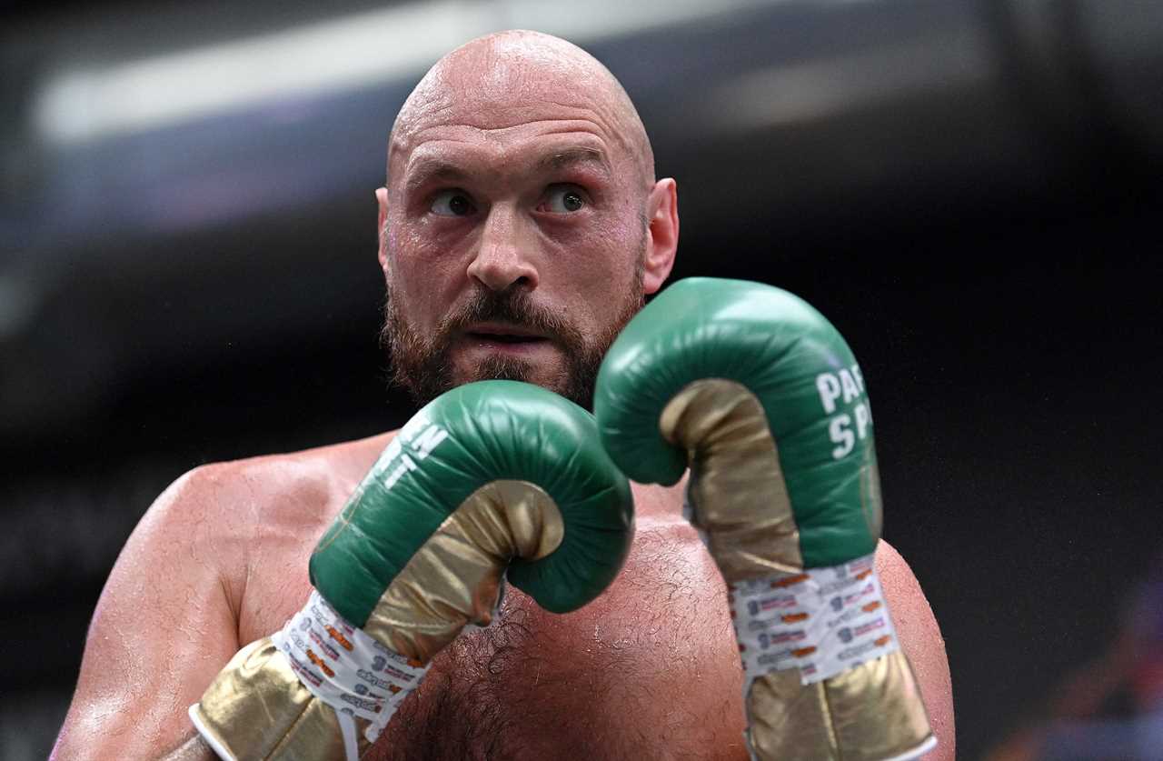 Tyson Fury back to beat Oleksandr Uzyk by Canelo Avarez, who hails Anthony Joshua’s performance against Ukrainian