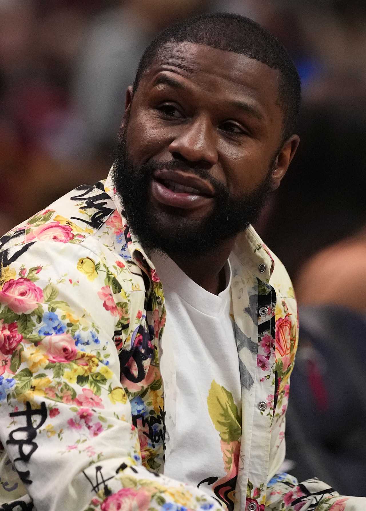 Floyd Mayweather will face MMA star and YouTuber Mikuru asakuru in September. This is boxing legend, 45 years old, continuing his comeback
