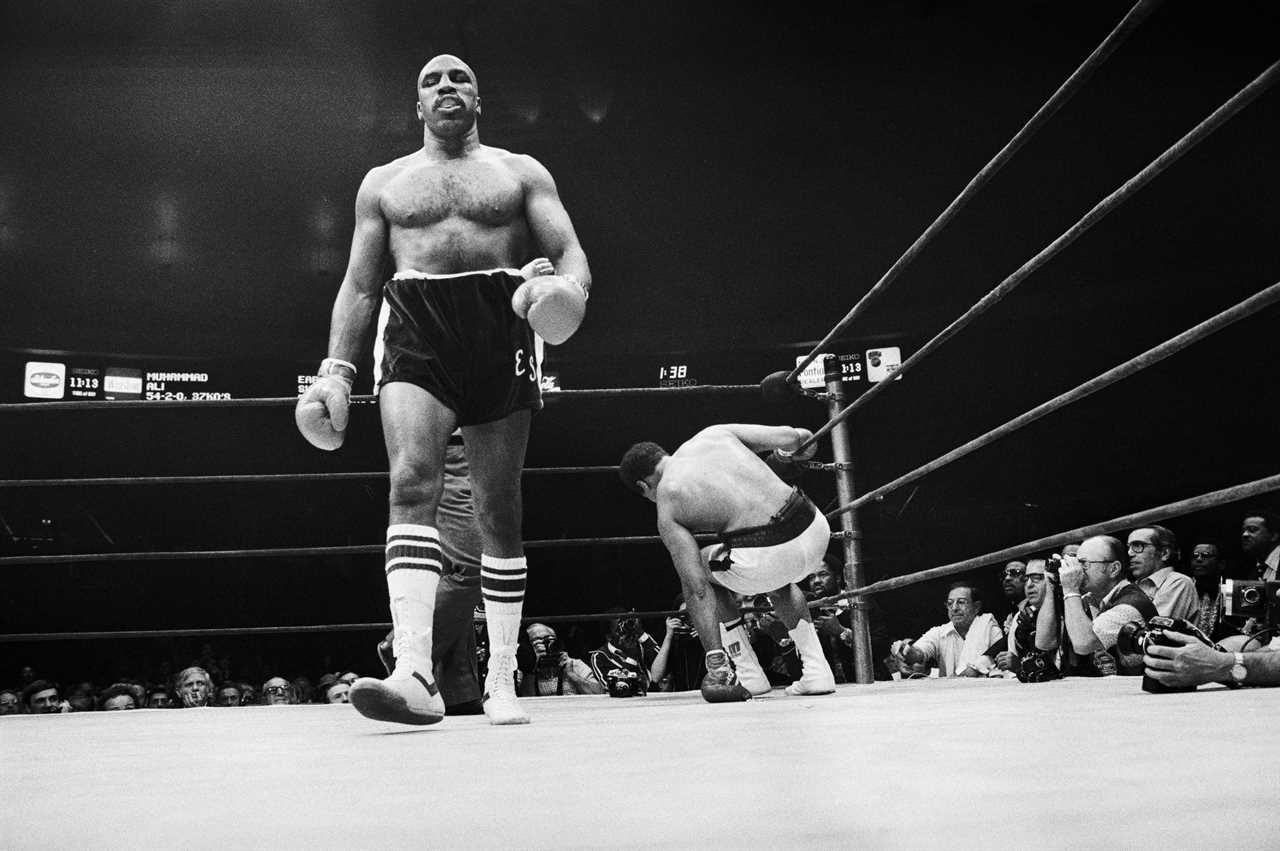 Earnie Shavers, 78, has died. American boxer nicknamed The Acorn, who fought Muhammad Ali, has passed away.