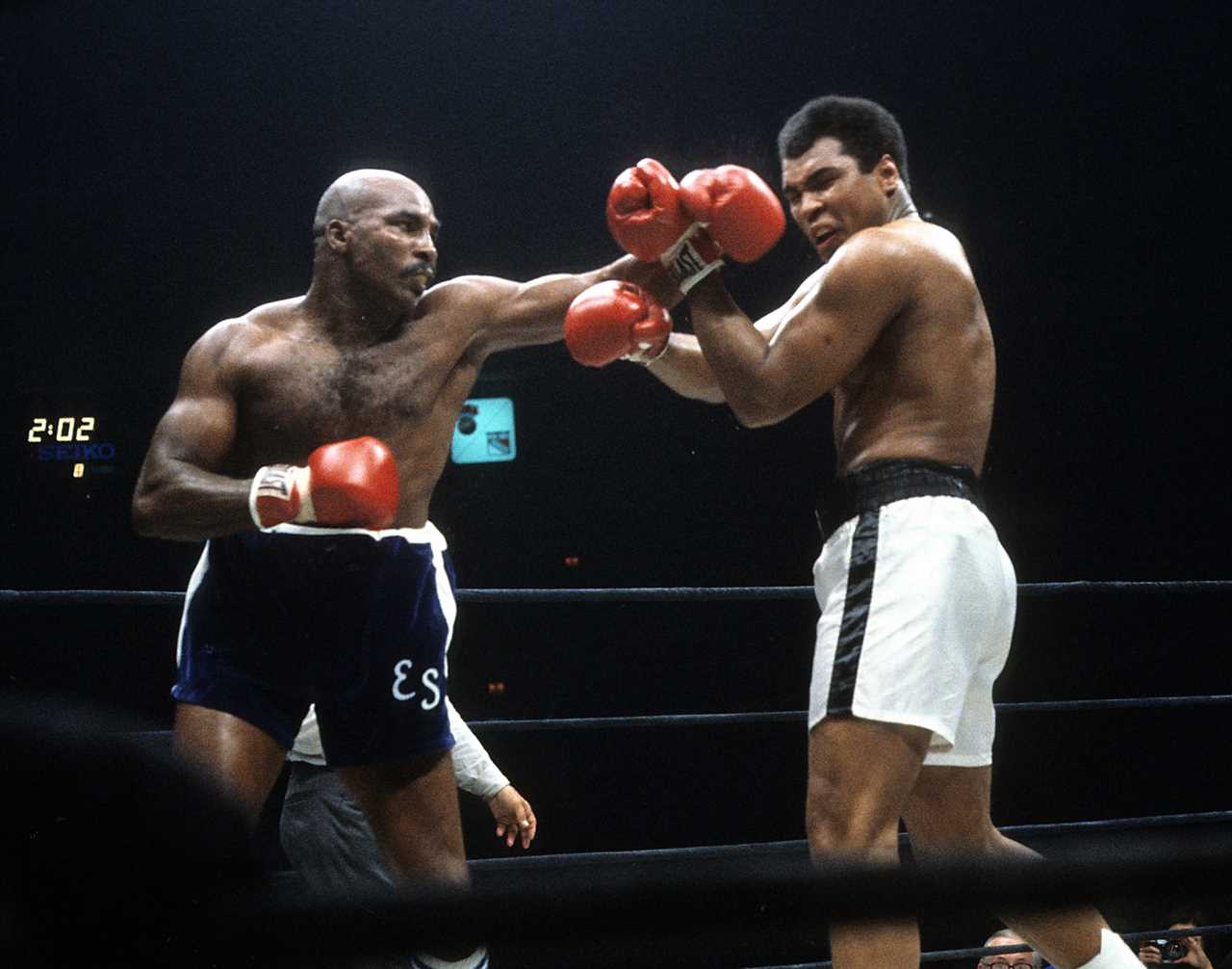 Earnie Shavers, 78, has died. American boxer nicknamed The Acorn, who fought Muhammad Ali, has passed away.