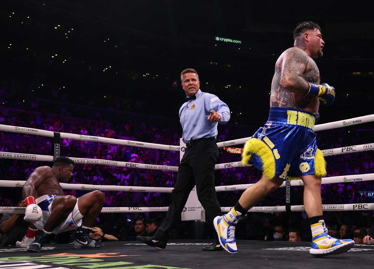 Andy Ruiz Jr gets THREE knockdowns, beating Luis Ortiz by points. Anthony Joshua's old rival returns to victory with victory