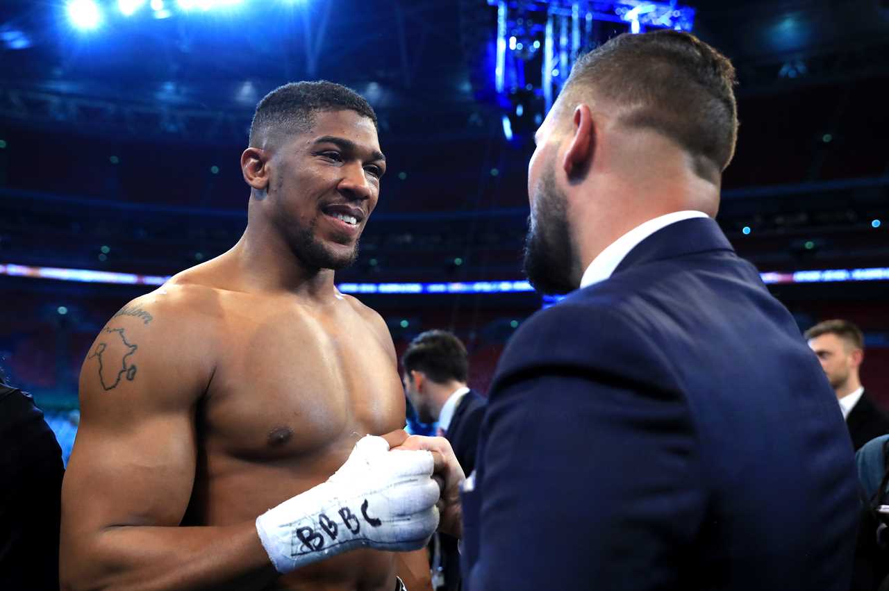 Floyd Mayweather and Mike Tyson, boxing legends, pick Joshua vs Fury winner