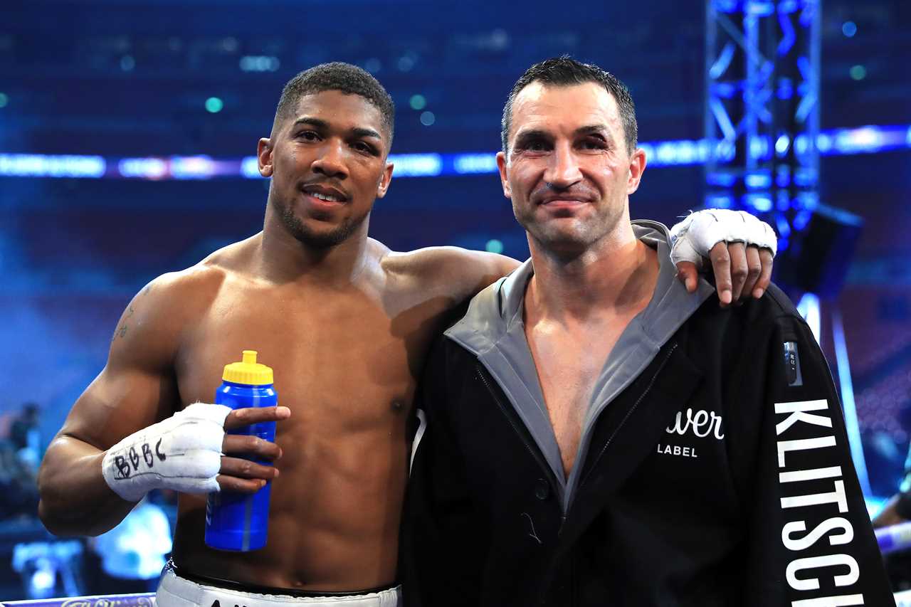 Floyd Mayweather and Mike Tyson, boxing legends, pick Joshua vs Fury winner