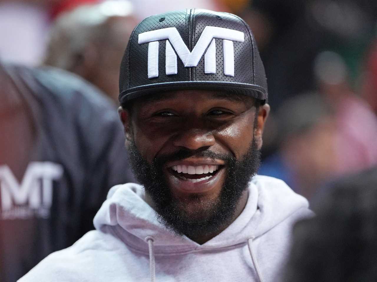 Floyd Mayweather to fight KSI's brother Deji on 13 November in Dubai, after the latest exhibition bout