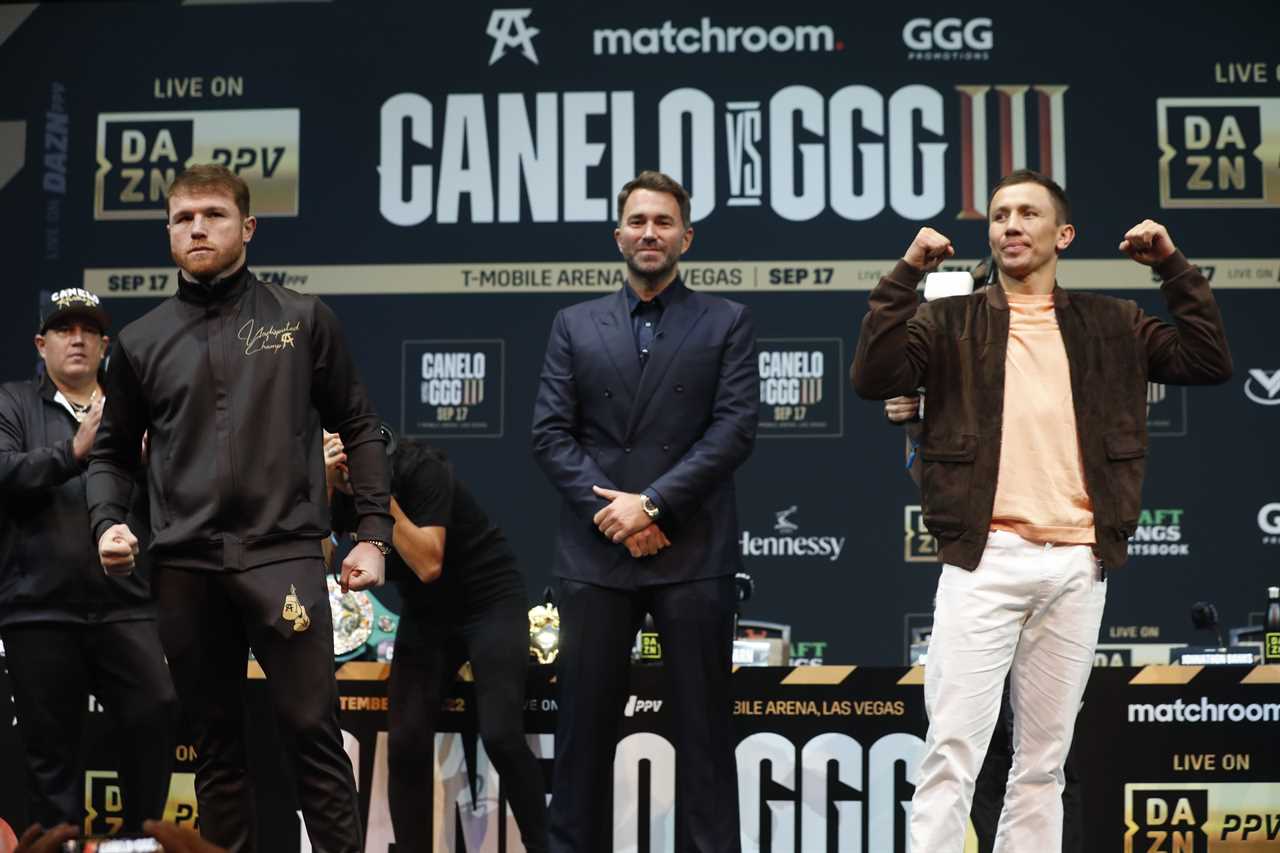 You can see Gennady and Canelo fighting fierce rivals. It's almost silent before the trilogy fight.