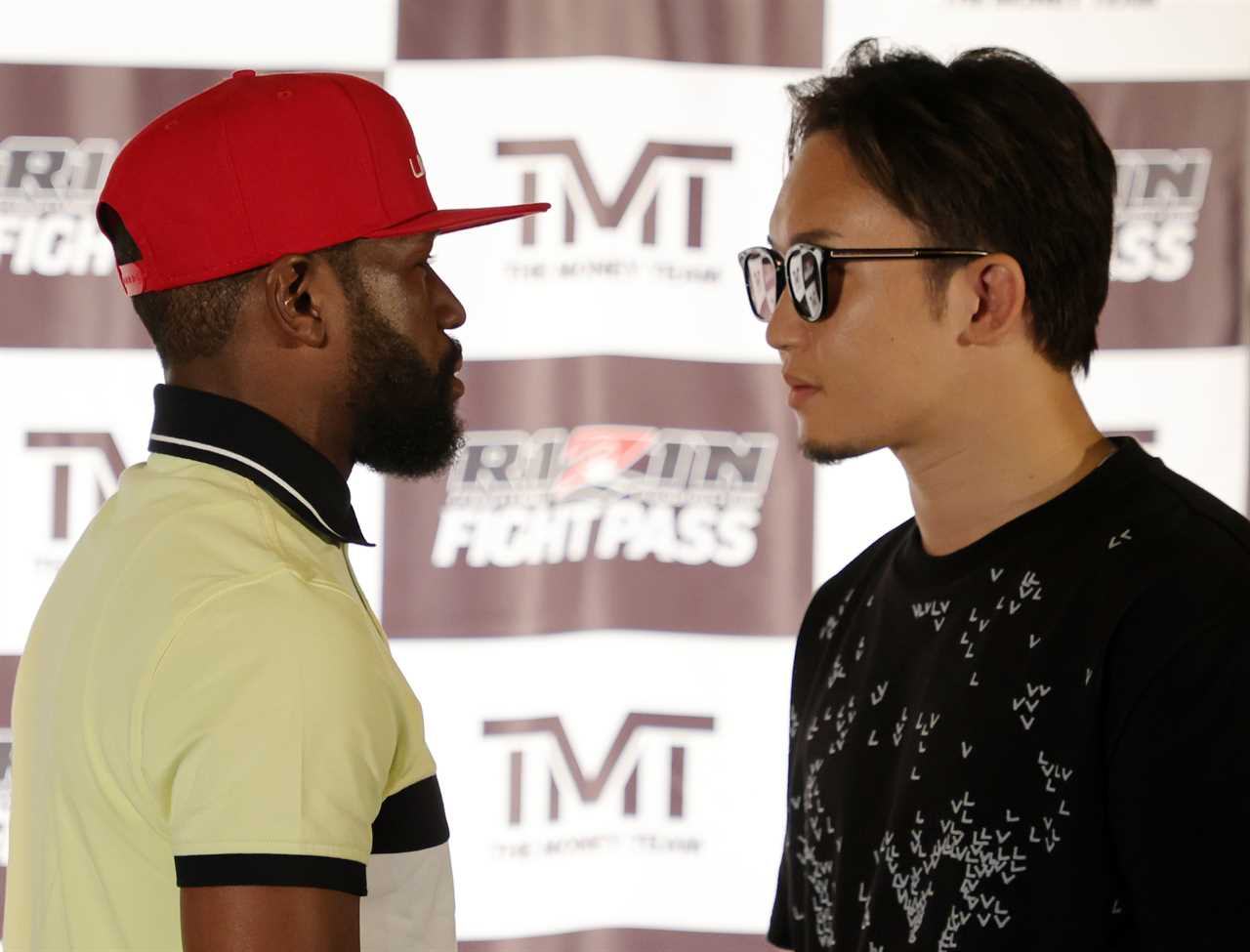 Tommy Fury talks to Jake Paul's former opponent, ex-UFC champ Tyron Whiteley on Floyd Mayweather’s undercard