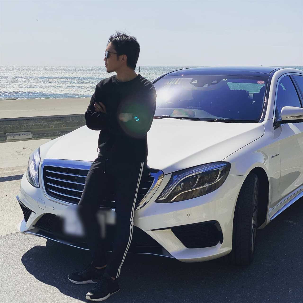 Meet Floyd Mayweather's next opponent, Mikuru Asakura. The MMA star has 3 million subscribers on YouTube.