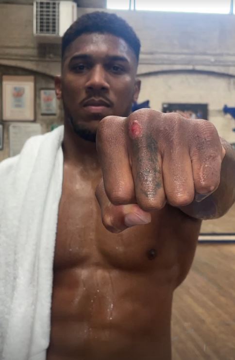 Anthony Joshua said he can beat Tyson Fury, heavyweight champion, because of his physical tools by David Haye