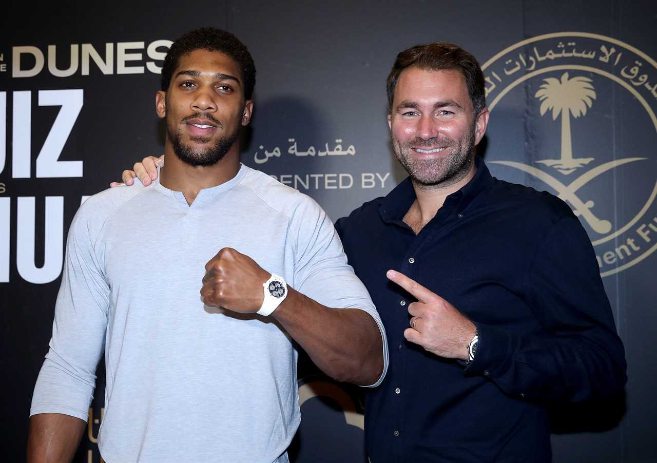Tyson Fury vs Anthony Joshua is in doubt, as Eddie Hearn, the promoter of Anthony Joshua, says that AJ won't sign a contract before Monday deadline