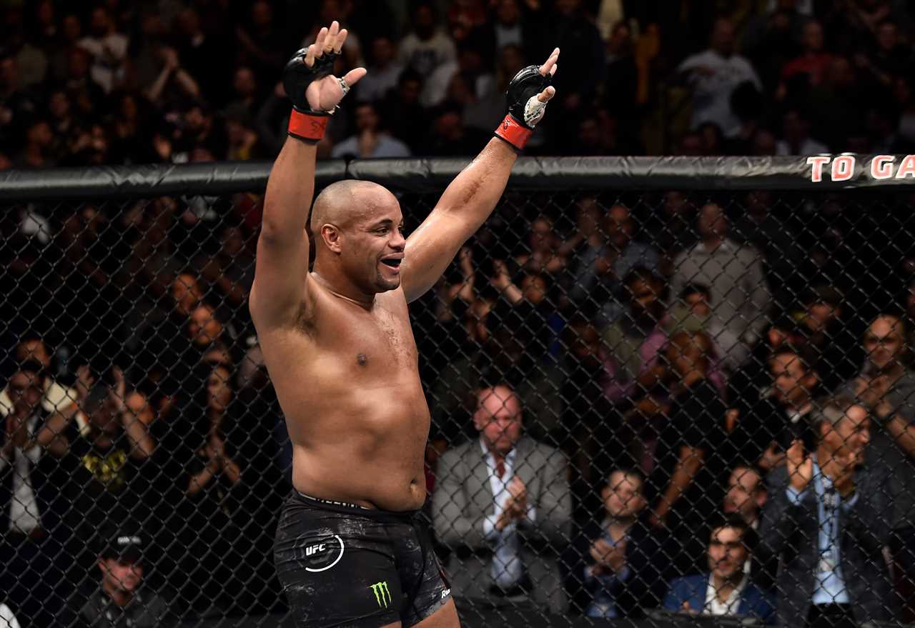 UFC's most notable body transformations include Conor McGregor and Jon Jones, Ronda Ronusey, Michelle Waterson, and Ronda Rousey.