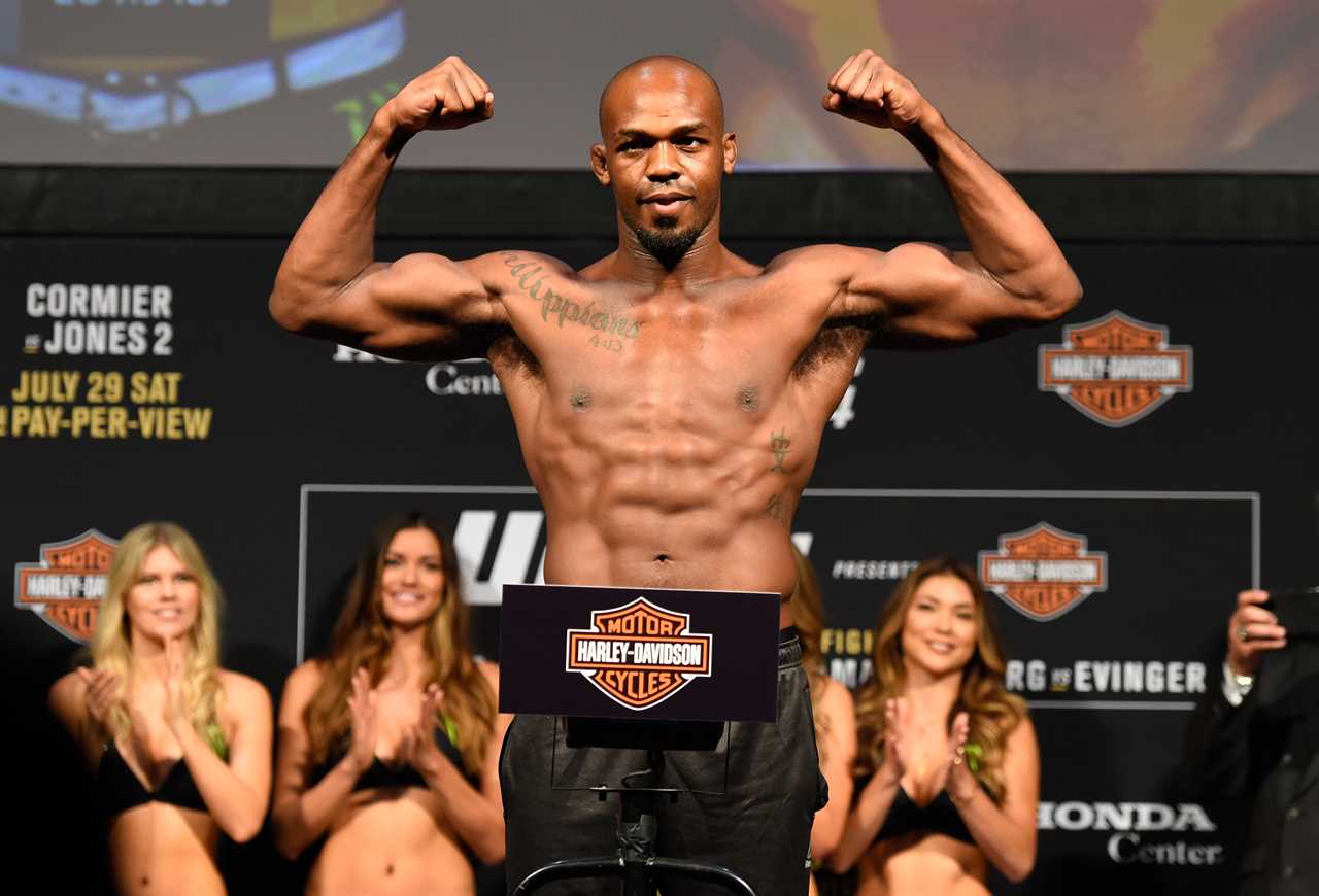 UFC's most notable body transformations include Conor McGregor and Jon Jones, Ronda Ronusey, Michelle Waterson, and Ronda Rousey.