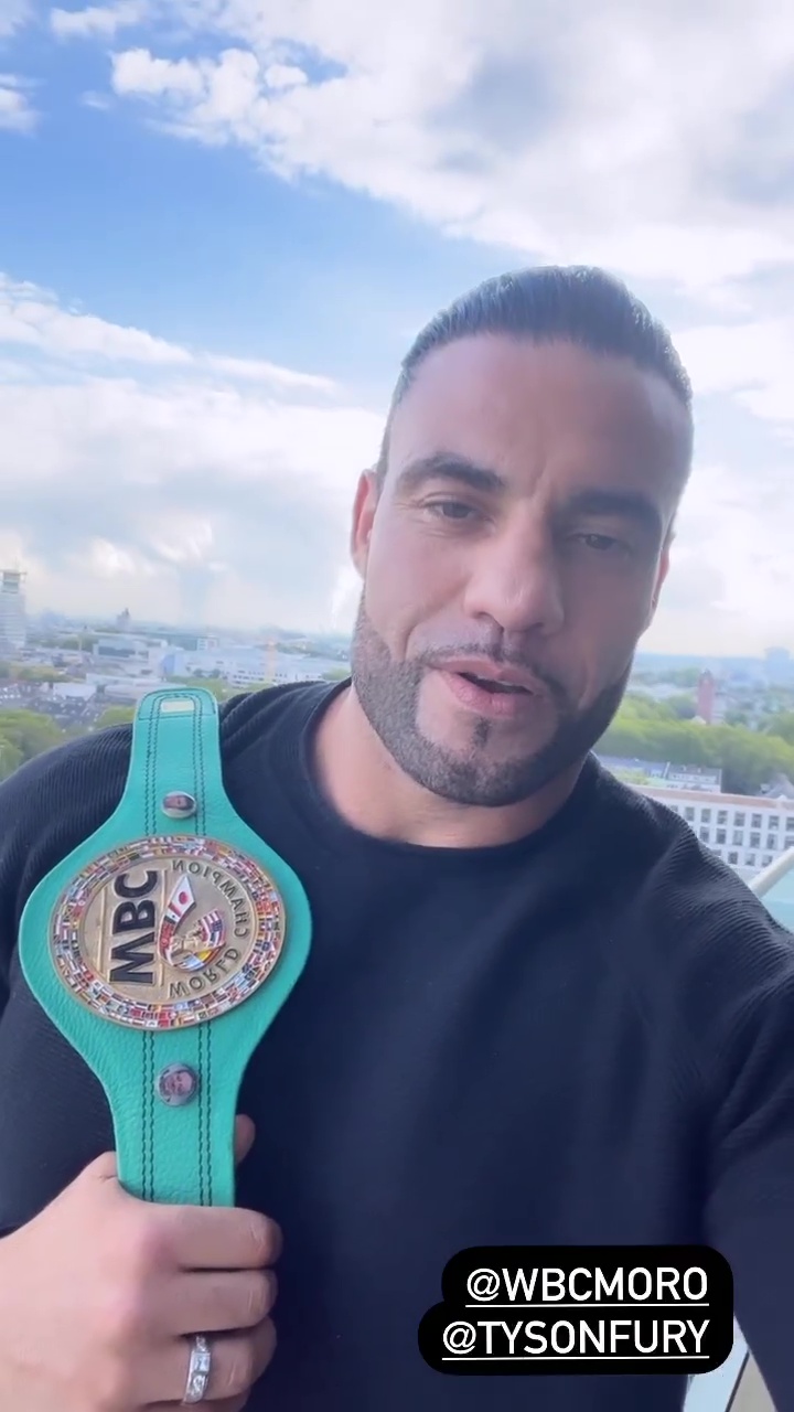 Mahmoud Manuel Charr taunts Tyson Fury with miniature WBC belt and calls him a Dosser