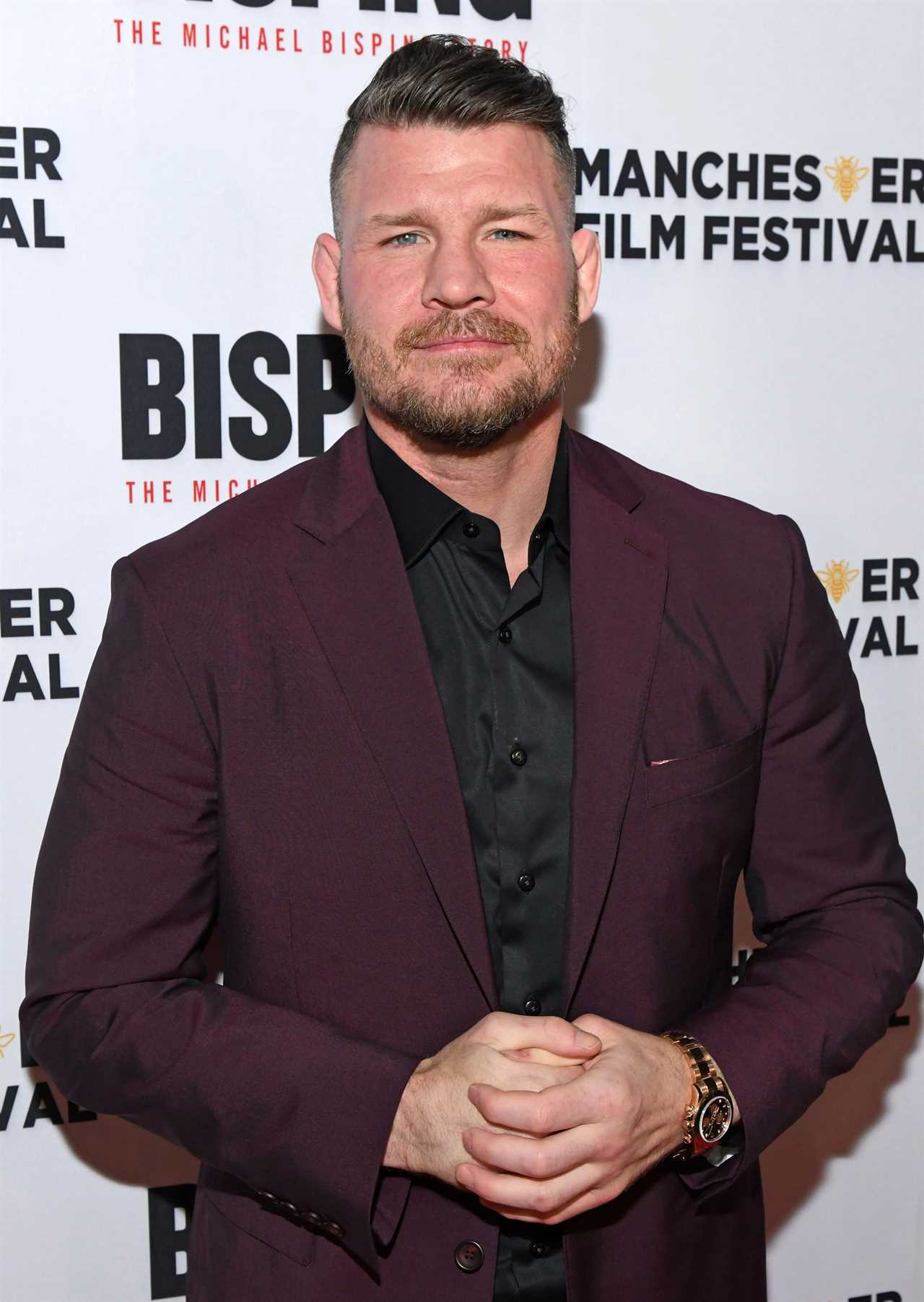 Conor McGregor slams Michael Bisping, asking him if he wants to go to war.