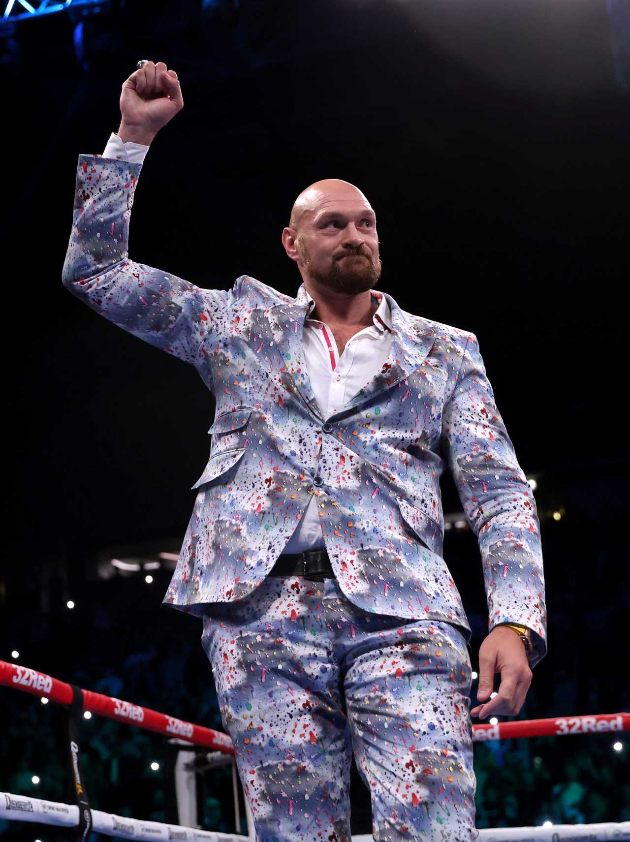 Mahmoud Charr slams Tyson Fury for being'scared' and compares him to Anthony Joshua because he didn't sign a deal