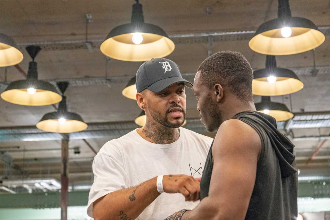 I've seen holes within his game - Floyd Mayweather was a 'comfortable' opponent in Deji’s last win.