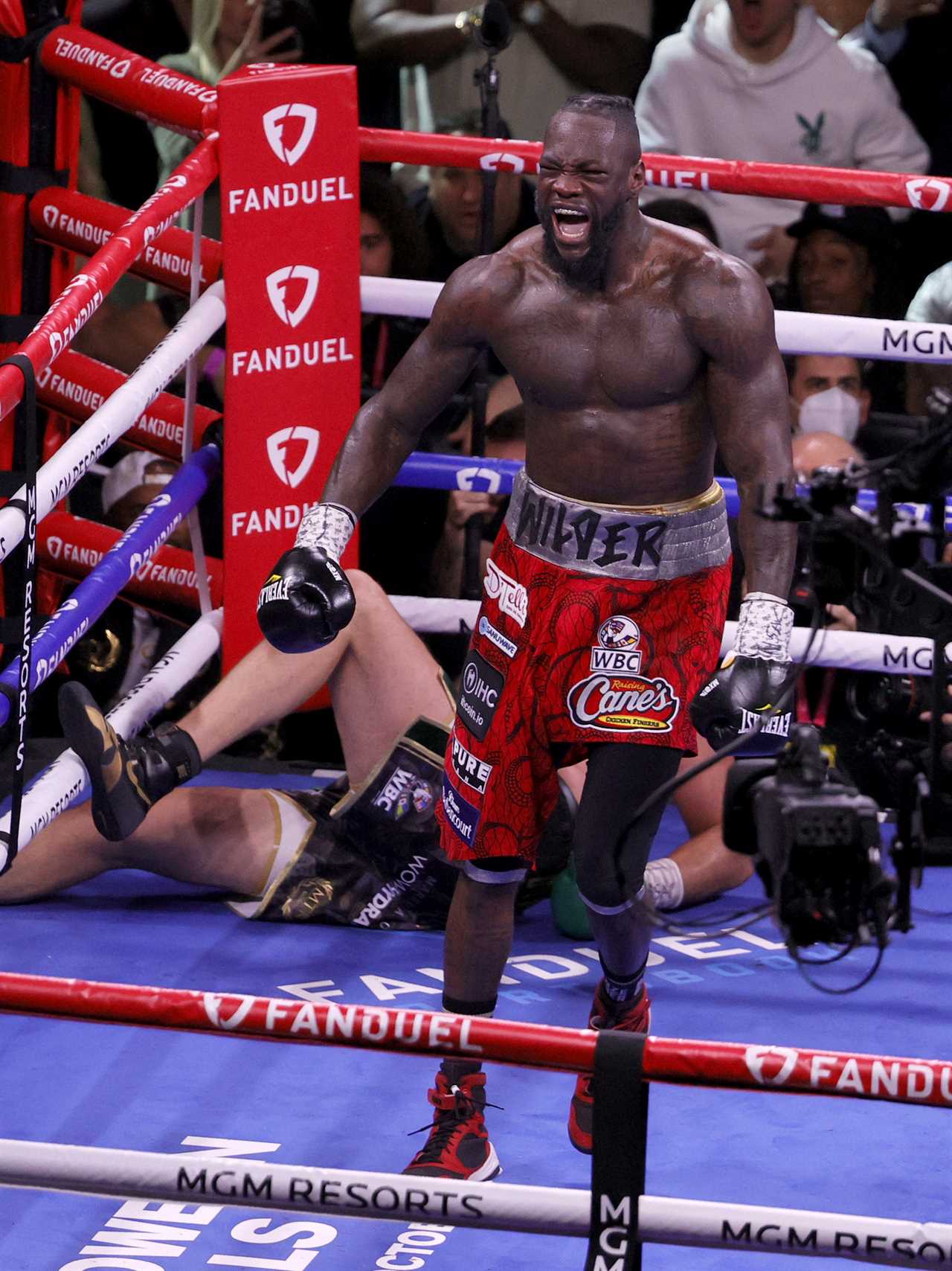 Deontay Wilder's stunning transformation shows that she is a Bronze Bomber, set to return the ring after Tyson Fury's trilogy KO
