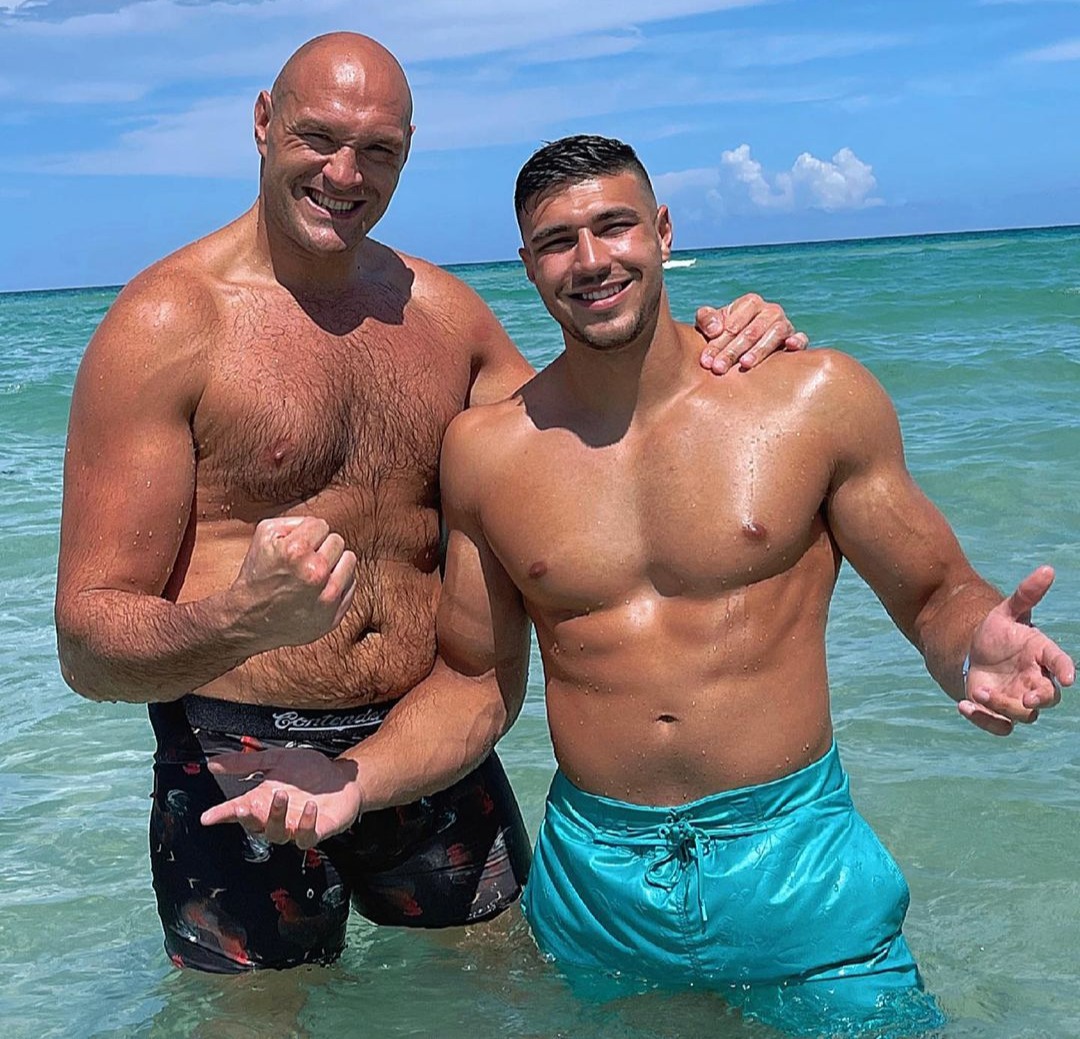 Tyson Fury sends Jake Paul a supportive message in spite of Tommy, Love Island's brother, and their feud with YouTubers