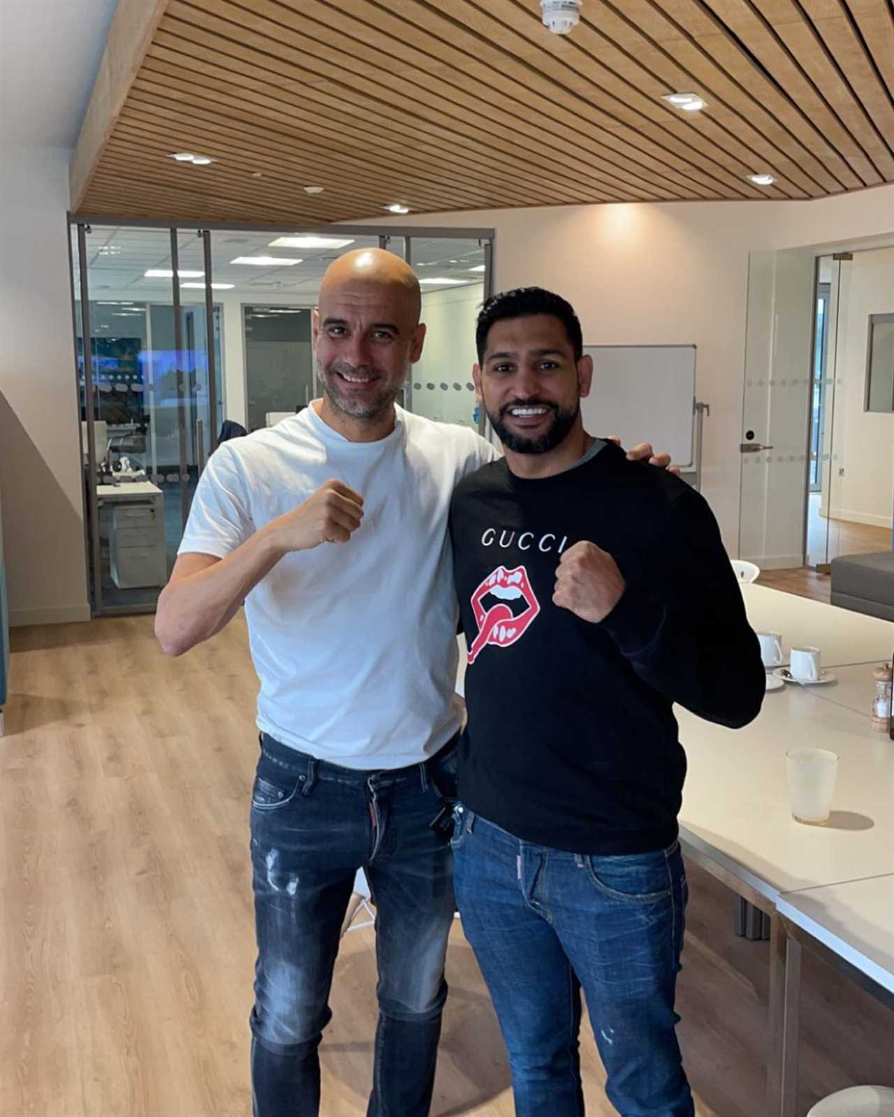 Amir Khan meets Erling Haland, Jack Grealish and the Man City squad during training weeks following Fergie's encounter at Old Trafford