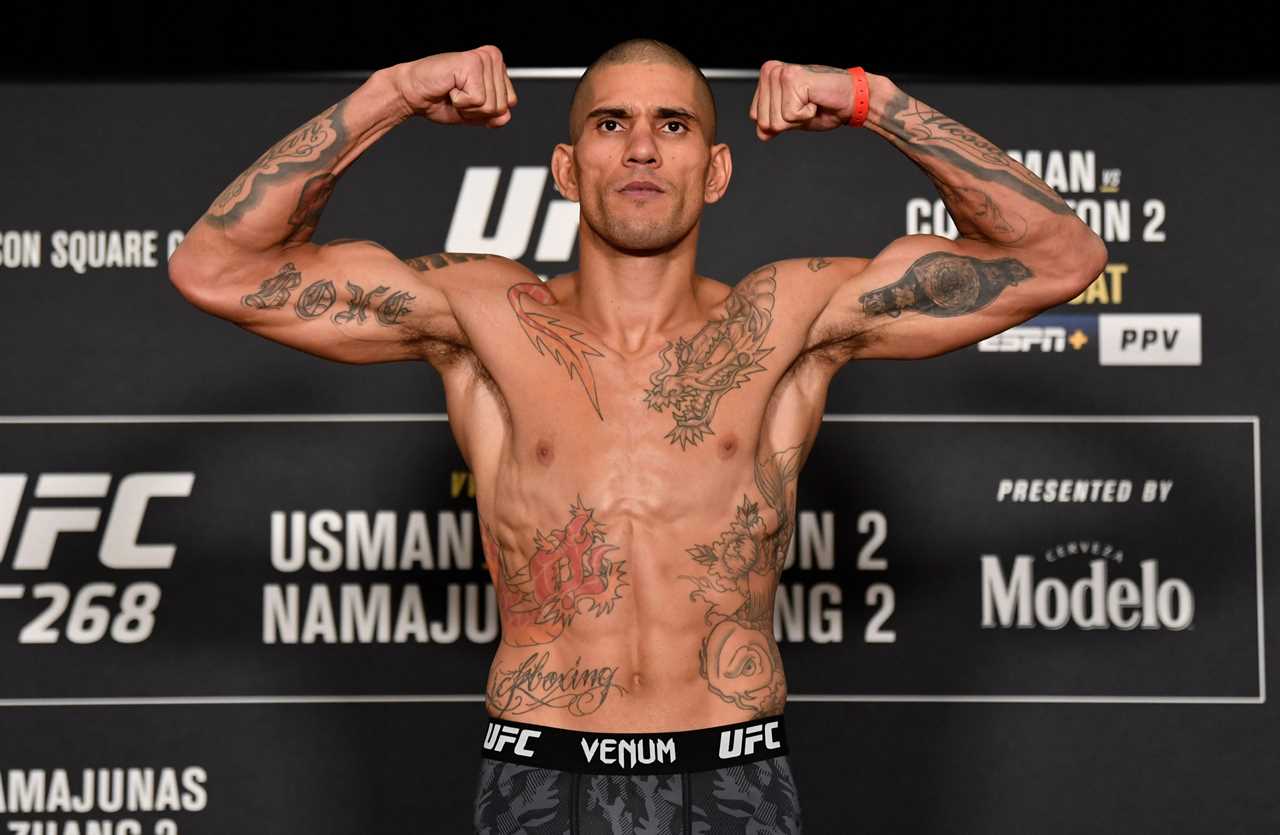 UFC star Israel Adesanya displays a stunning physique, shocking fans ahead of Alex Pereira's title defense