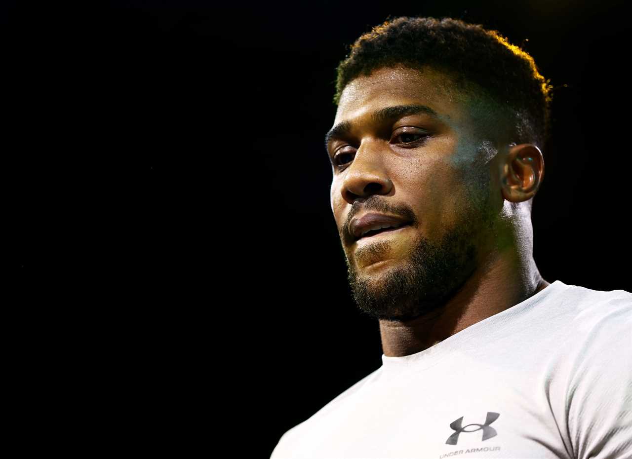 Deontay Wilder insists that Anthony Joshua's fight must take place before American boxing returns.