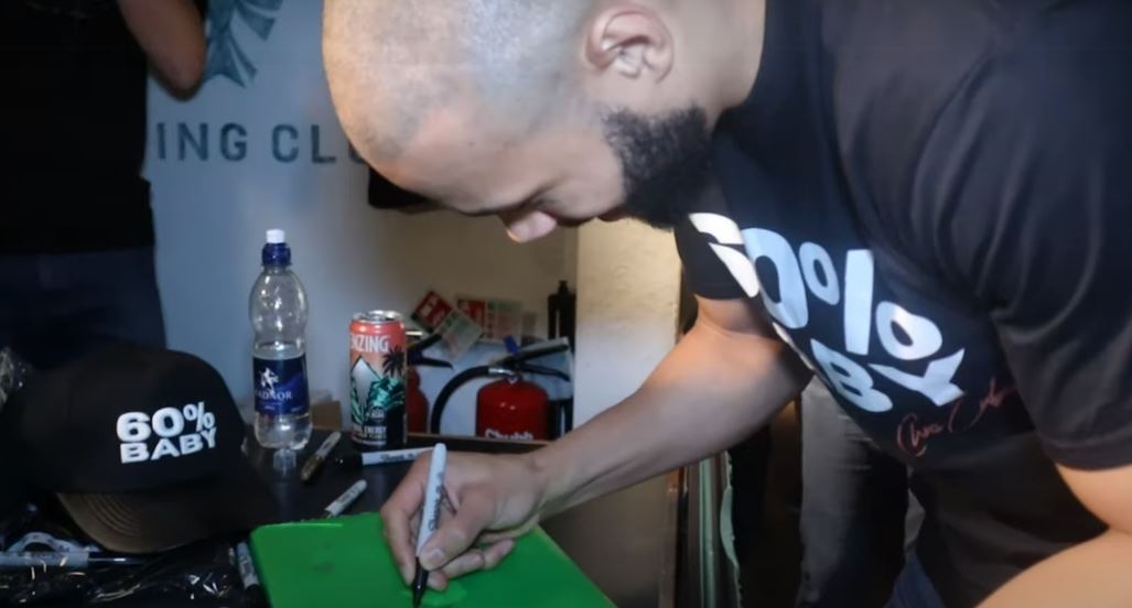 Chris Eubank Jr. bizarrely signs university student’s LAPTOP during meet-and-greets with fans following Conor Benn's drug testing scandal
