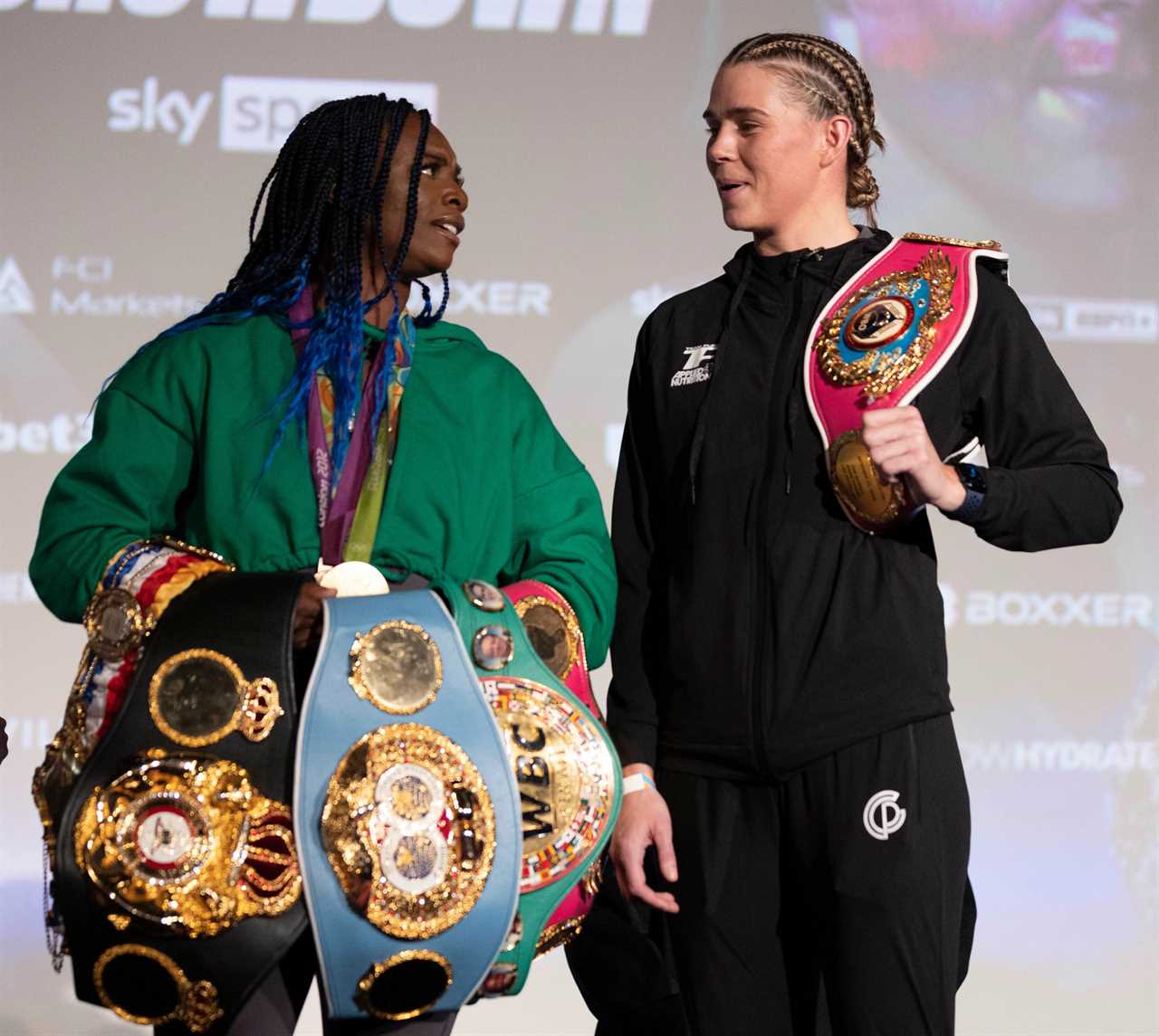 Floyd Mayweather backs Claressa to defeat Savannah Marshall... and avenge his loss...