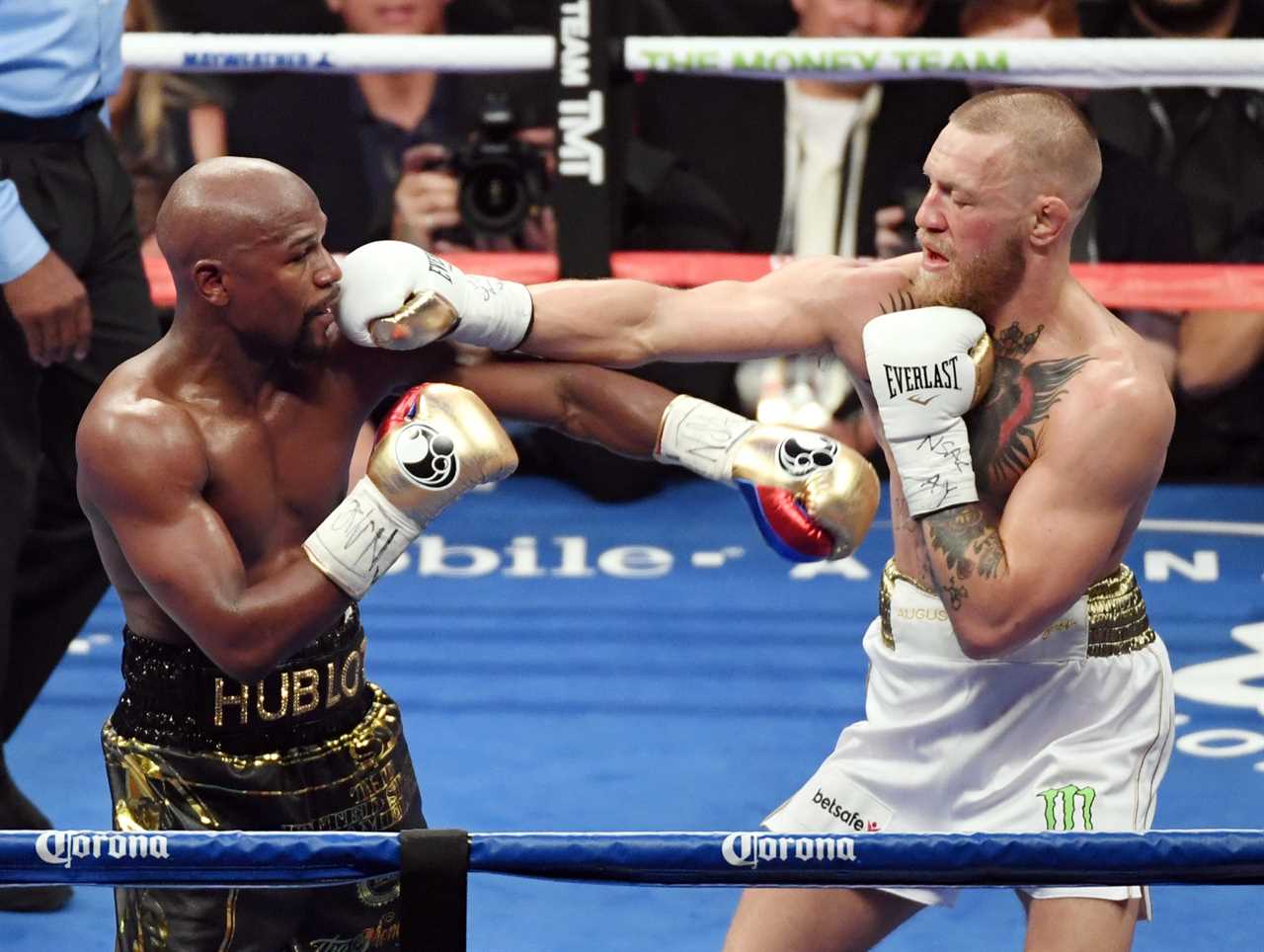 Conor McGregor seems to make a U-turn on Floyd Mayweather in UFC rematch. UFC star claims that he'd END second boxing match