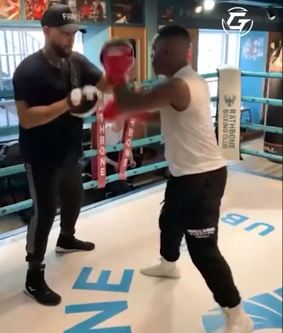 Watch Floyd Mayweather's next opponent, Deji, imitate rivals signature move before the upcoming Dubai fight