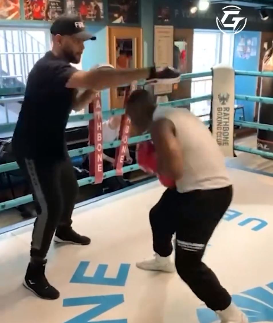 Watch Floyd Mayweather's next opponent, Deji, imitate rivals signature move before the upcoming Dubai fight