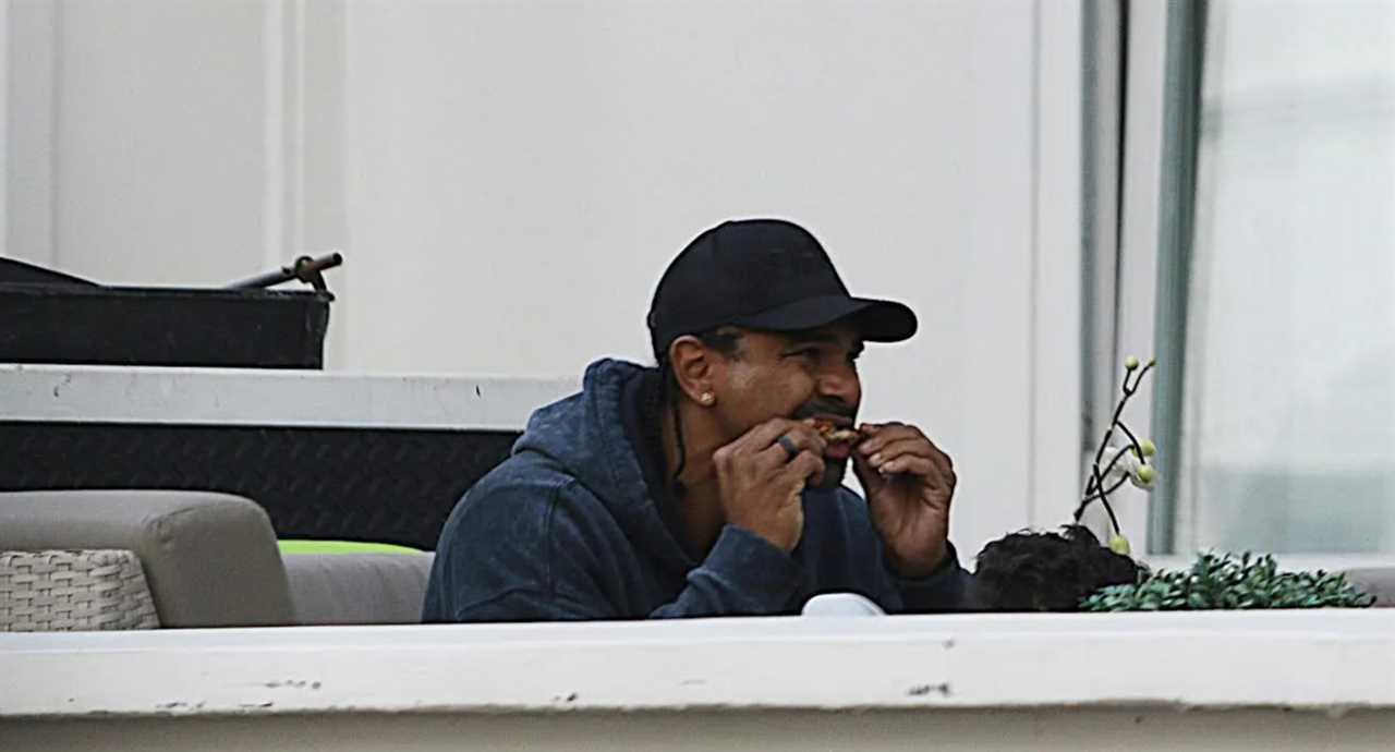 David Haye, Boxer, is seen eating chicken wings after becoming vegan in 2014.