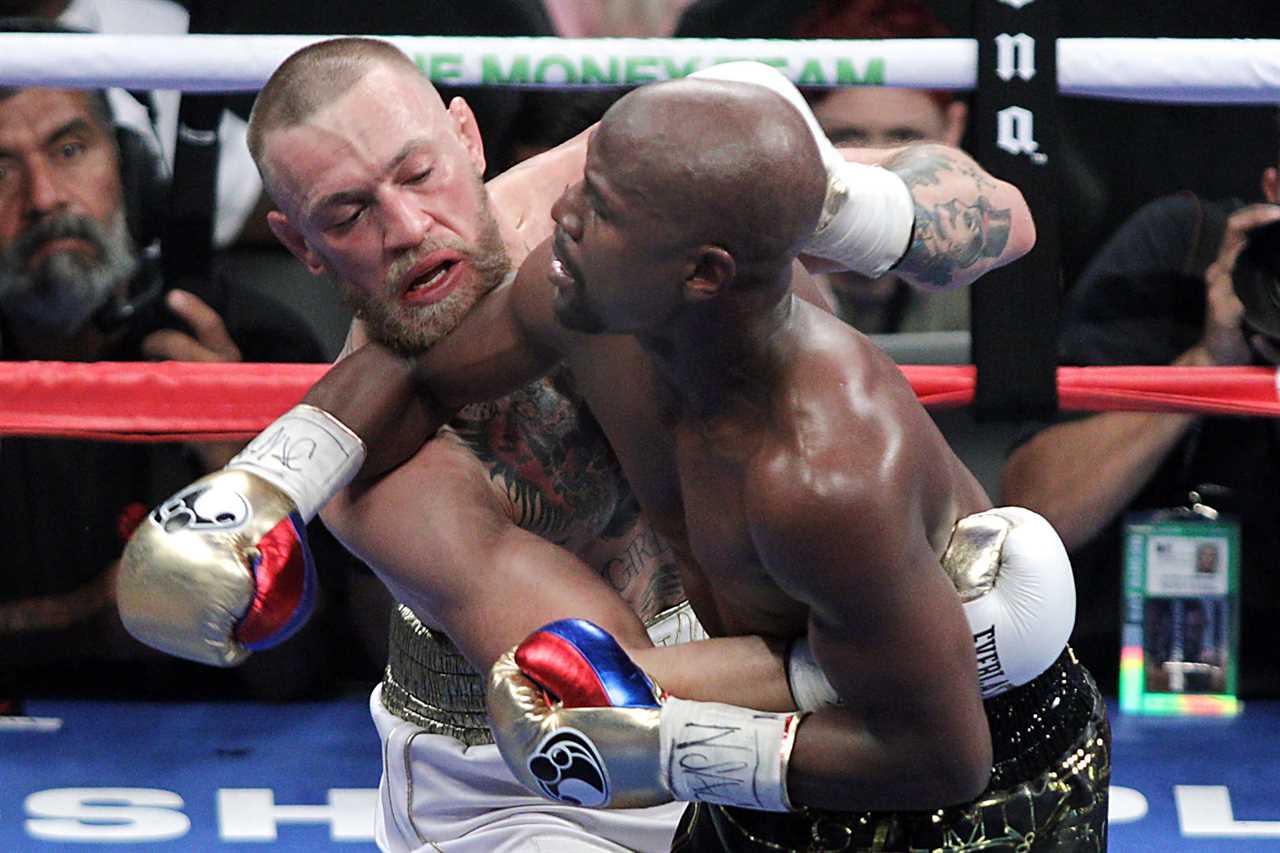 Floyd Mayweather did only 'push-ups, sit-ups, and pull-ups' during training before beating Conor McGregor in the UFC.