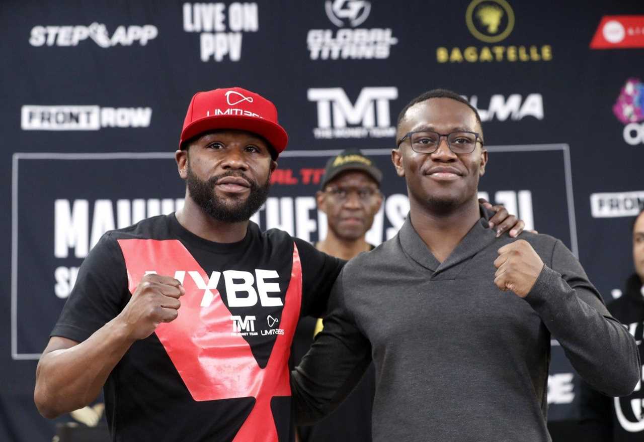 Floyd Mayweather did only 'push-ups, sit-ups, and pull-ups' during training before beating Conor McGregor in the UFC.
