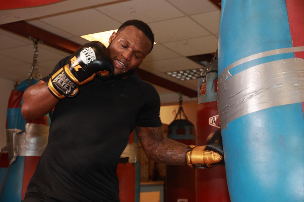 Viddal Riley has a plan to become world champion at 28... and he does it while not allowing celeb super-fights.