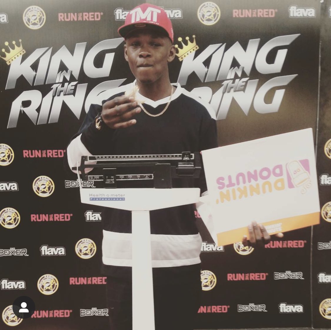 Israel Adesanya discusses racism and his first fight. He also reveals his dream opponent, guilt pleasure, and diet before UFC 281