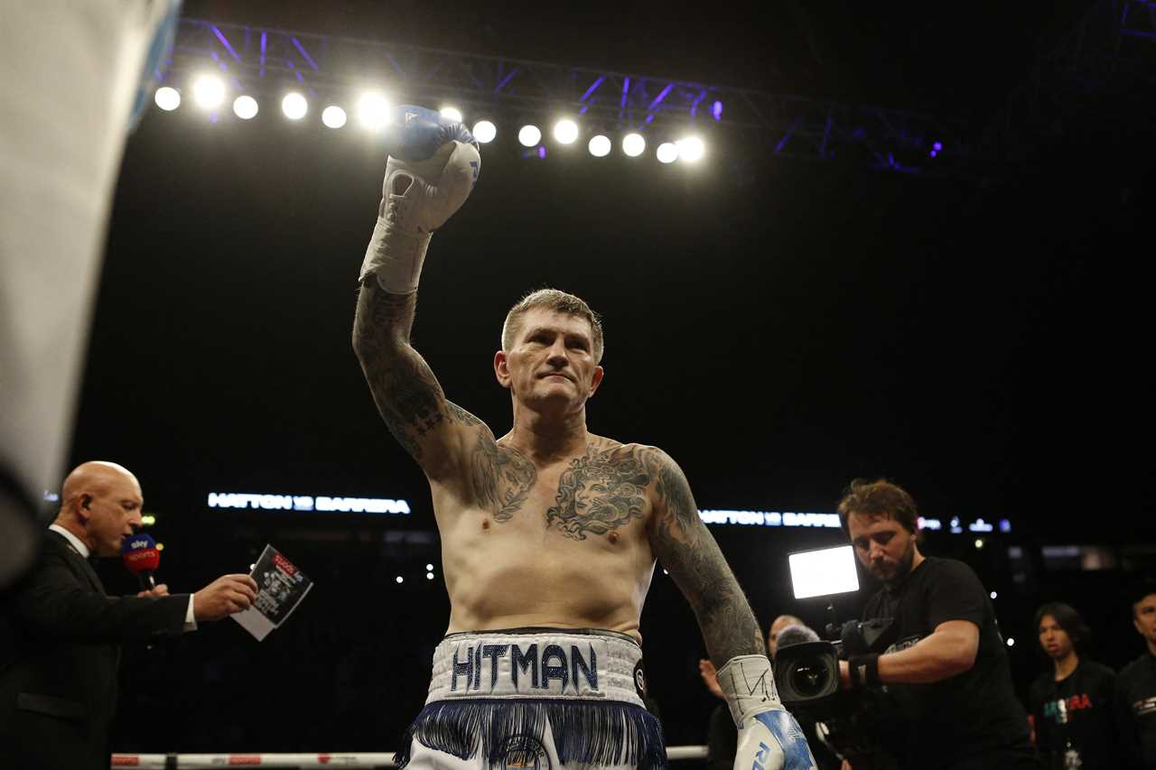 After using a zimmer frame, two nurses and ring walking, Ricky Hatton enjoys entertaining Marco Antonio Barrera bout