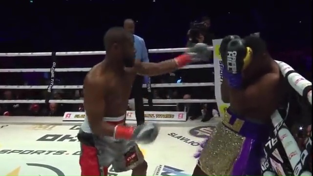 As slow-motion footage emerges, Floyd Mayweather is accused of deliberately missing punches against Deji.