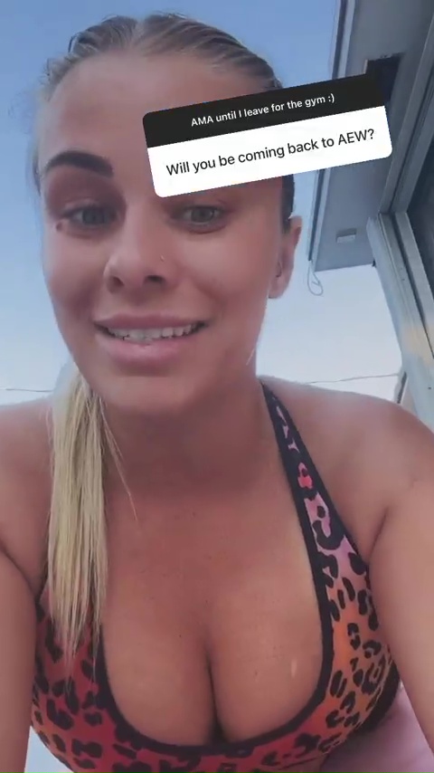 Paige VanZant, ex-UFC starlet, shows no signs of fatigue in revealing bikini when she confirms AEW's return