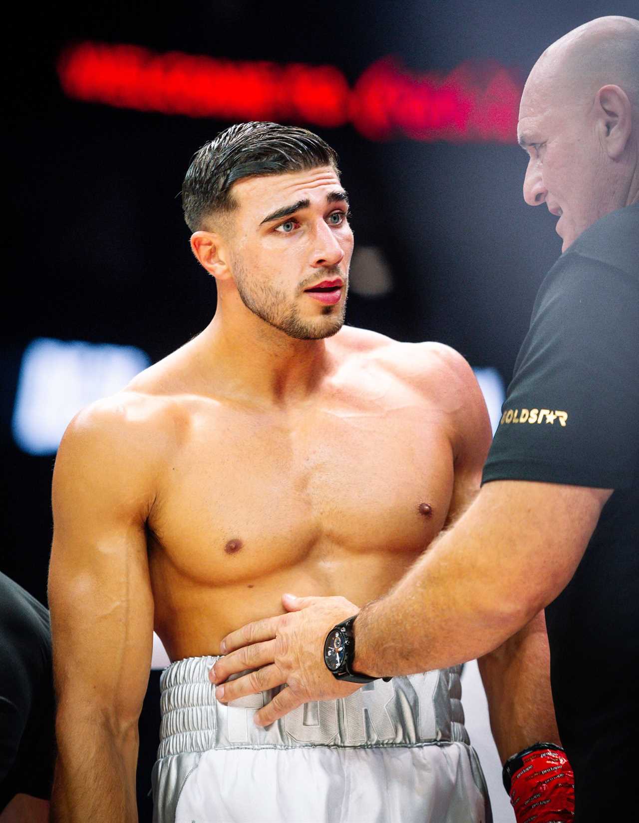 I'm glad that I wasn't there - Tommy Fury's promoter criticizes Jake Paul's'silly, ridiculous' antics at the fight in Dubai