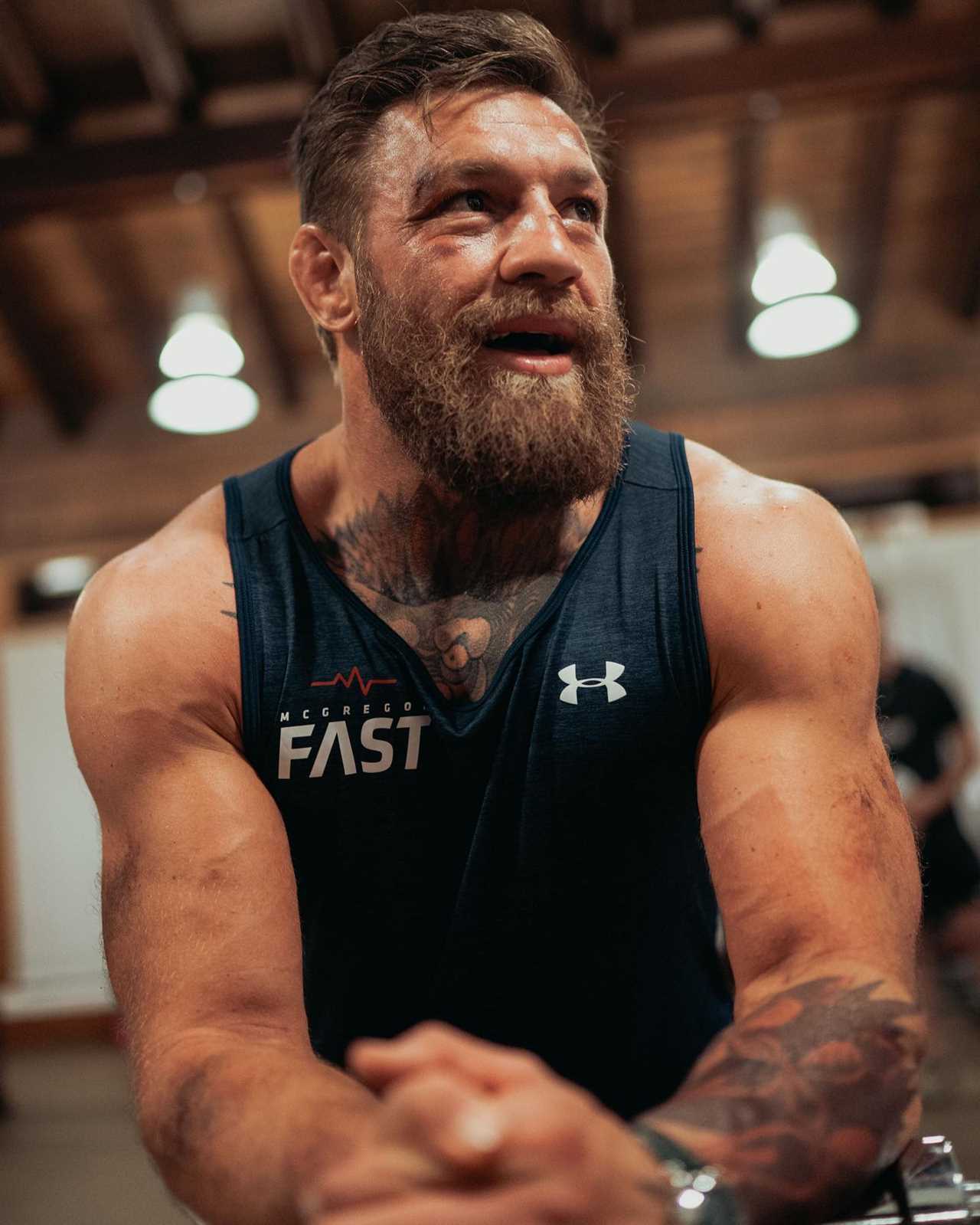 Conor McGregor faces UFC rankings cut, but Dana White insists that the star wants to return in 2023.