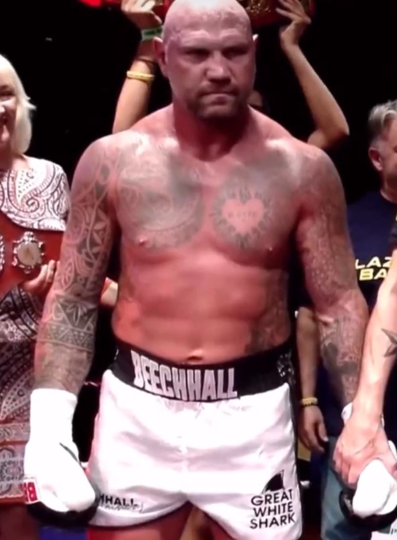 Mark Potter, 47, has died. Tributes to Mark Potter, British heavyweight title challenger, after brave fight with cancer