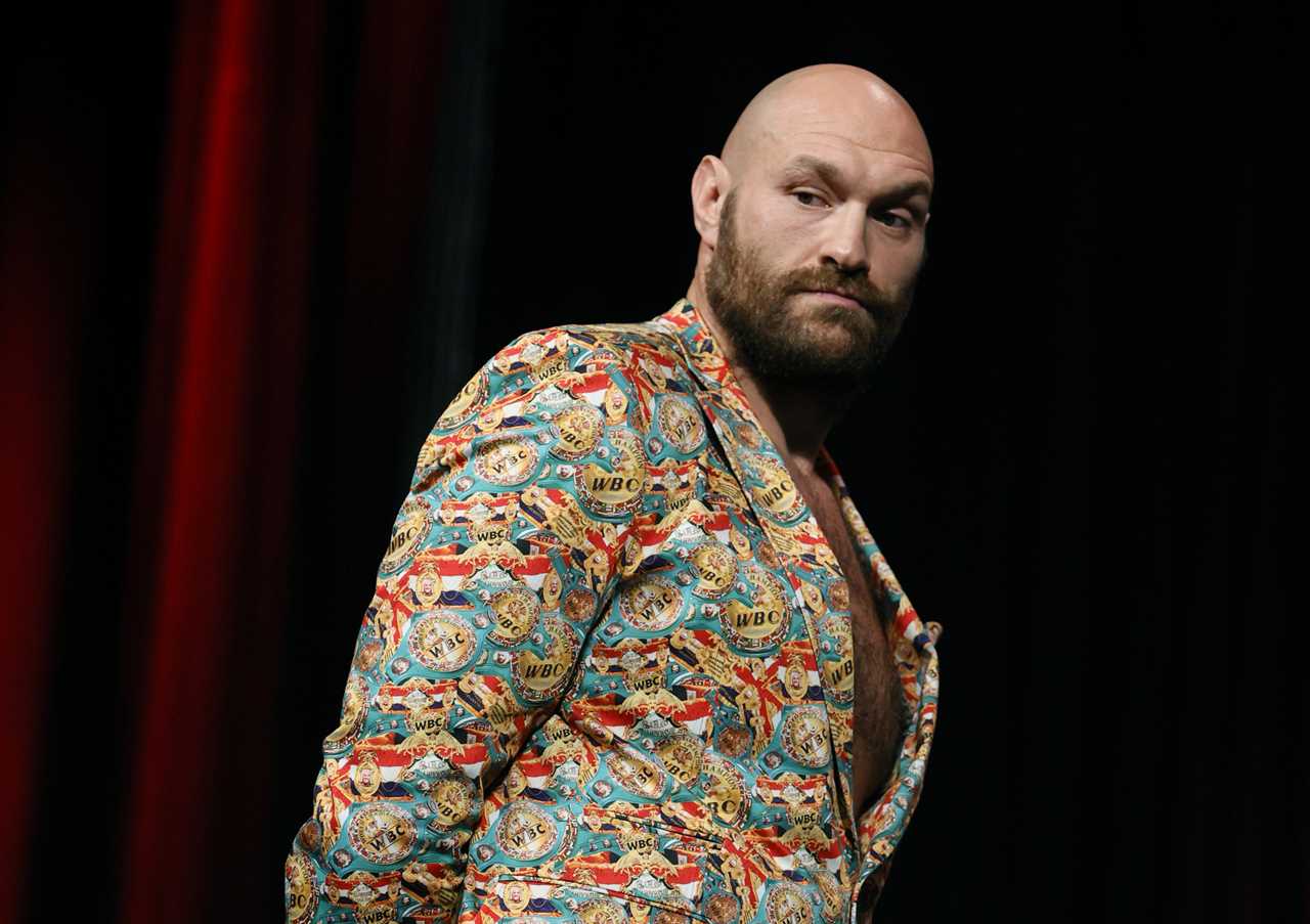 Undisputed fight between Tyson Fury and Oleksandr Usyk given green light by WBC... Deontay Wilder is in line to face the winner