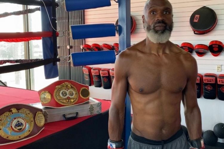 After a stunning FOUR STONE body transformation, Chris Byrd, an ex-heavyweight boxing champion looks almost unrecognizable