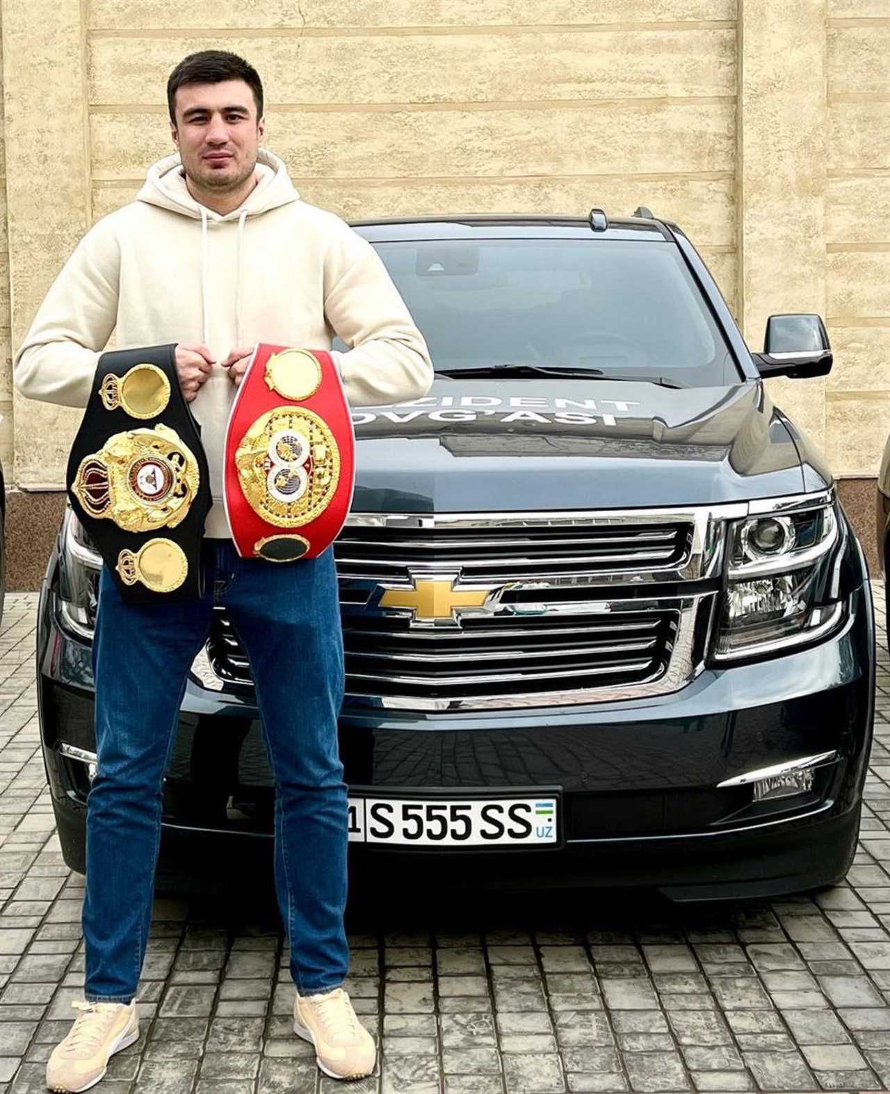 Tyson Fury, unbeaten heavyweight star with a 100% KO ratio, warns that his reign is over in two years