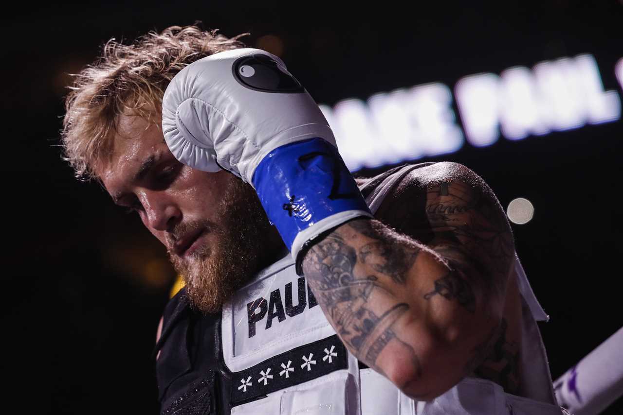 Ricky Hatton says Jake Paul will be an easy fight for Tommy Fury if Love Island's star has the'stamina' to do so.