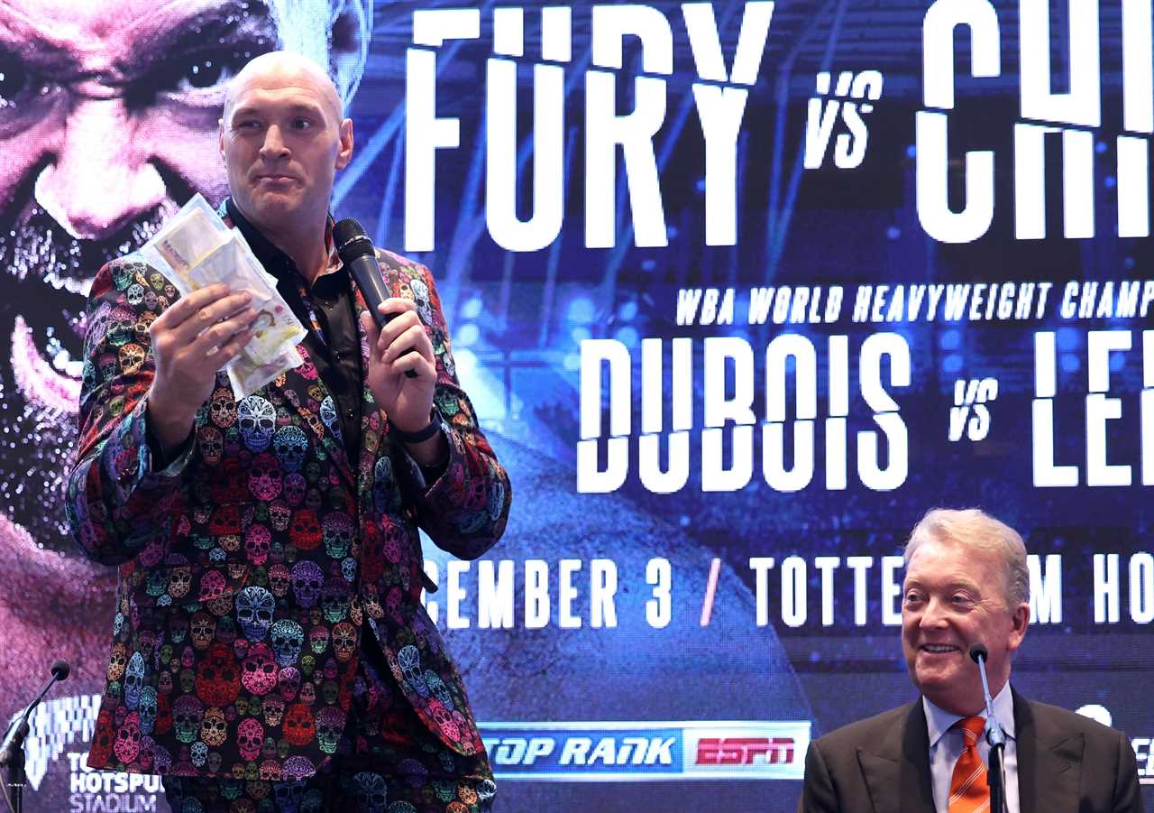 Frank Warren claims that Anthony Joshua would have been subject to a similar fate to Derek Chisora's against Tyson Fury.
