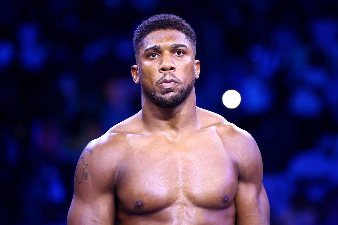 After Tyson Fury's death, Brit rival Tyson Fury has left Tyson Fury out in the cold, Anthony Joshua offered to fight Joe Joyce and Daniel Dubois.