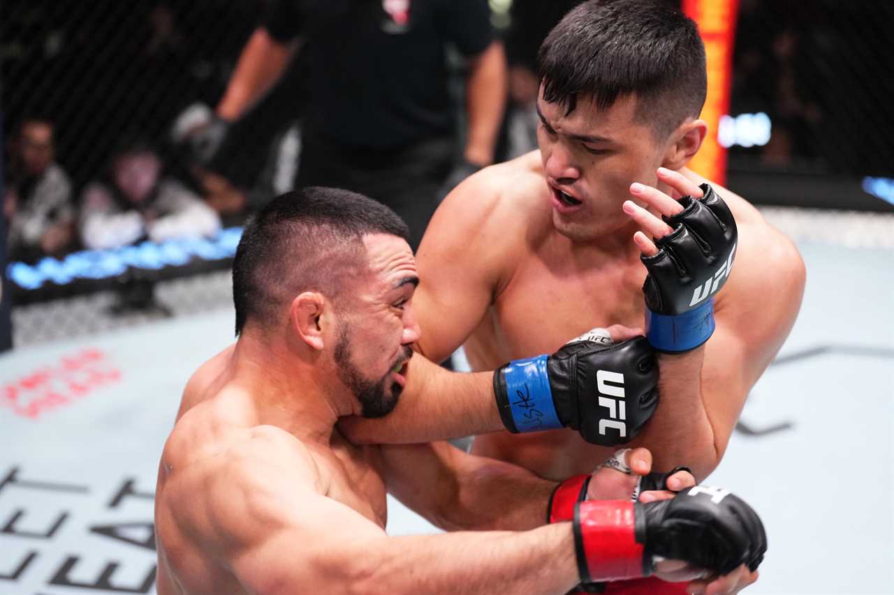 UFC star lost 20% of his blood following a severe cut to the head that led to an artery thrombosis