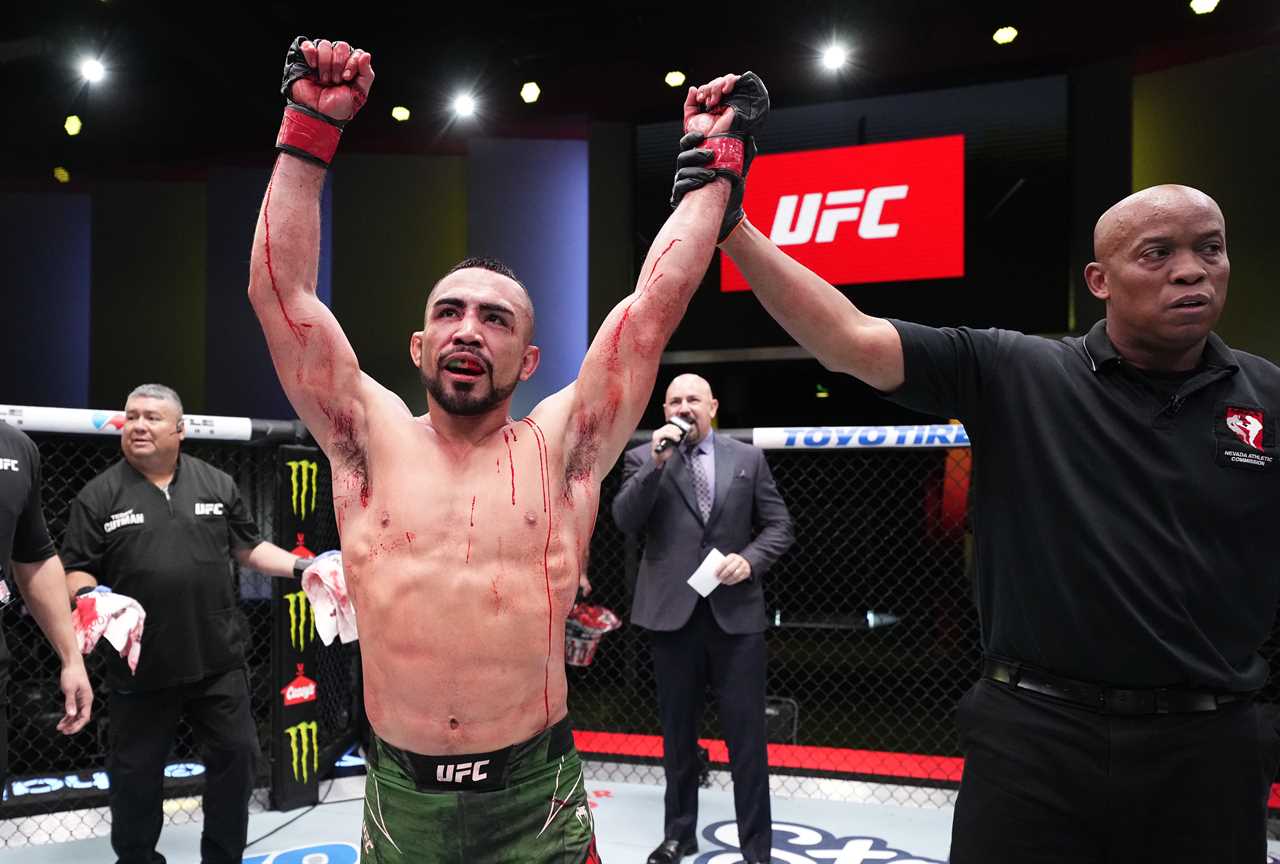 UFC star lost 20% of his blood following a severe cut to the head that led to an artery thrombosis